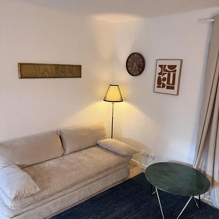 Cosy Rez De Jardin Kaligone شقة كاجيرْشا